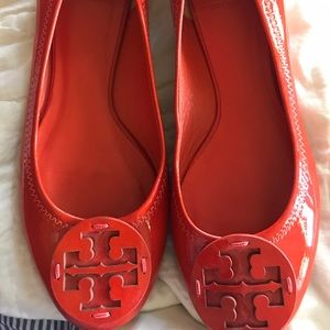 MINT CONDITION orange Tory Burch flats